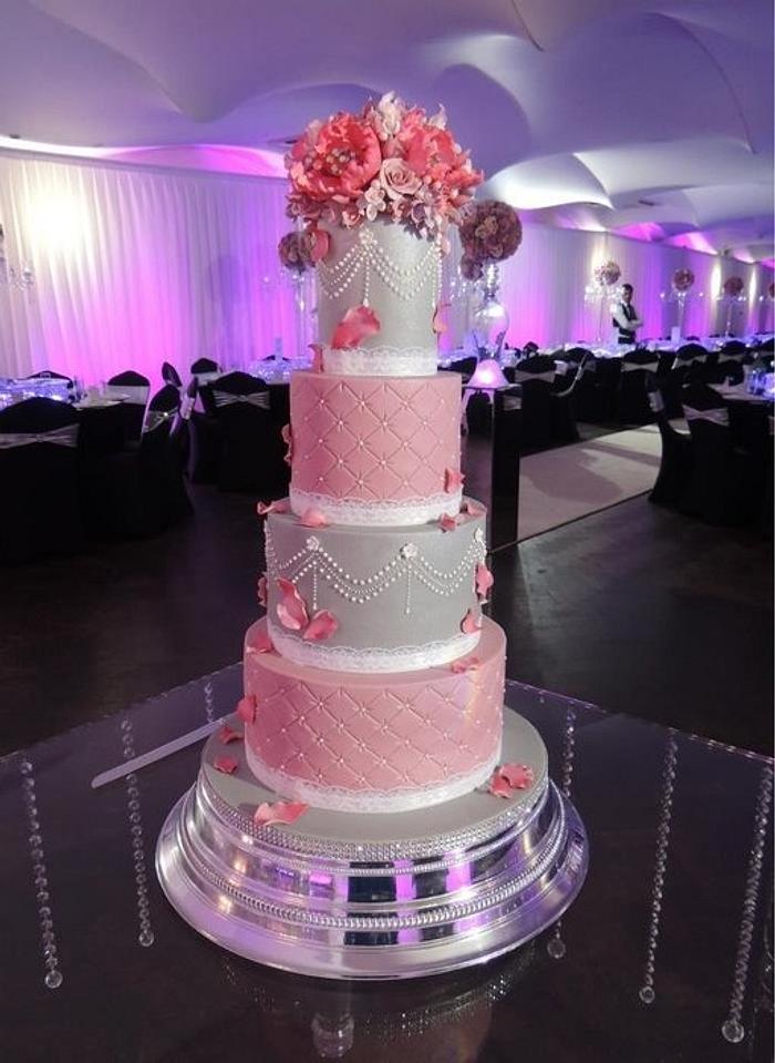Grey & pink wedding cake
