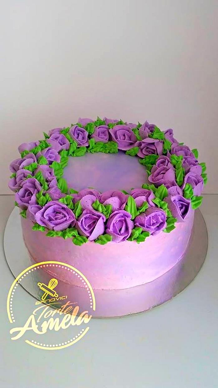 purple roses cake