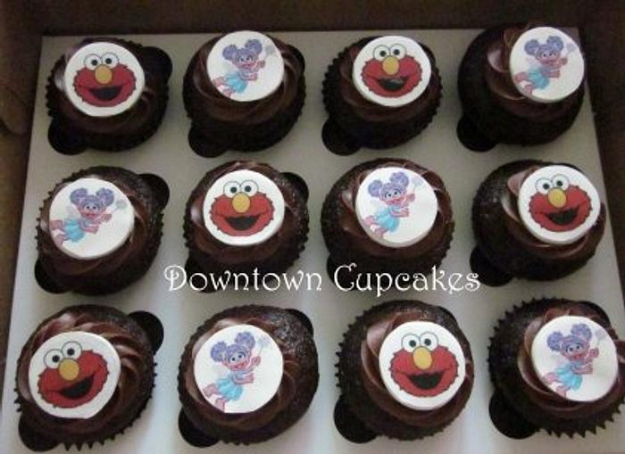 Elmo and Abby Cadabby Cupcakes