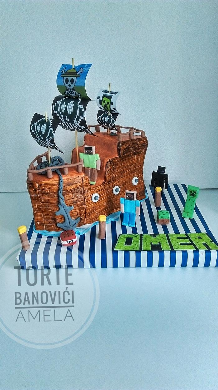 Minecraft on board - pirate ship cake