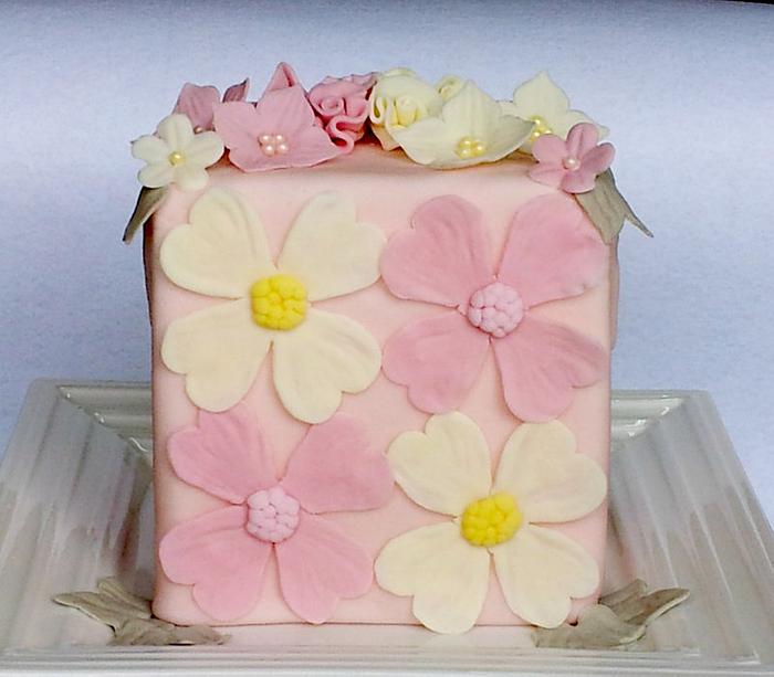 Floral Pastel Cake