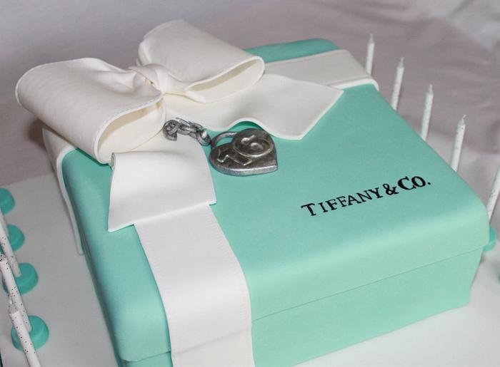 Tiffany style cake