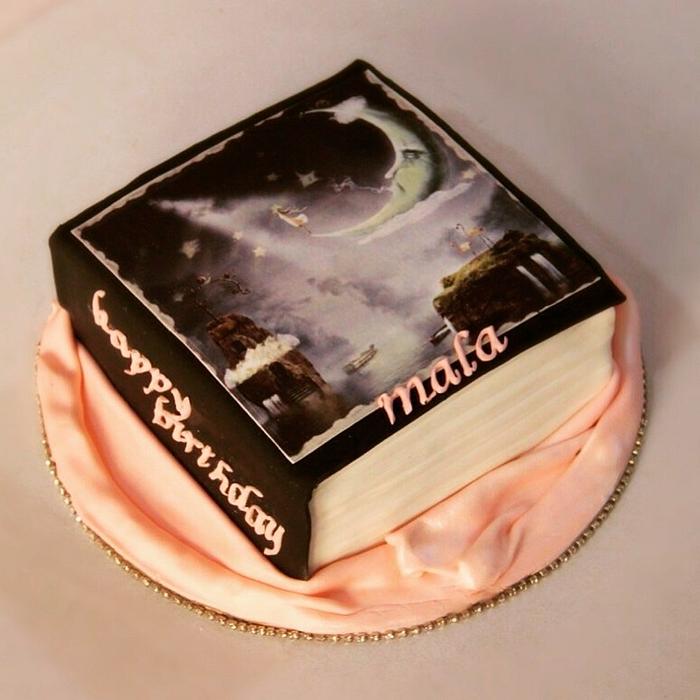 Book Cake 