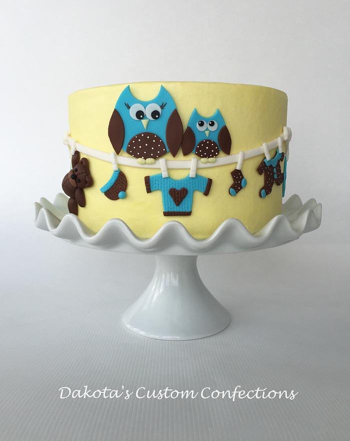 Owl clothesline baby shower cake