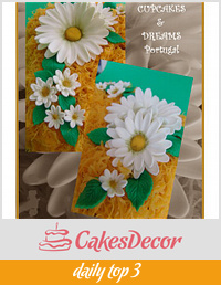ANCIENT CONVENTUAL ALMOND CAKE WITH DAISIES IN EGG'S STRANDS...