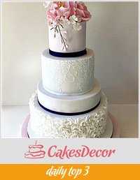 Wedding in pink and navy blue
