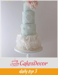 Lace and Ruffles Wedding Cake