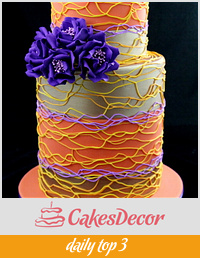 spiral piping cake with purple roses