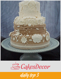 Vintage Lace Effect Wedding Cake