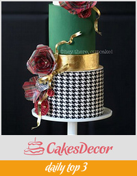Wafer paper Holiday cake 