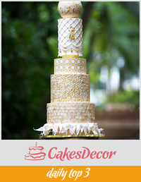 MODERN WEDDING CAKE