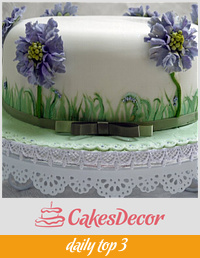 Blue Scabious Hand painted cake