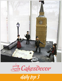 Sherlock Holmes cake
