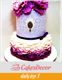 Purple wedding cake 