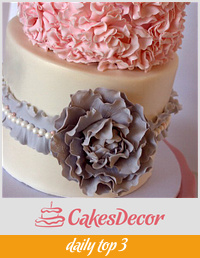 Pink & Grey Ruffled Wedding Cake