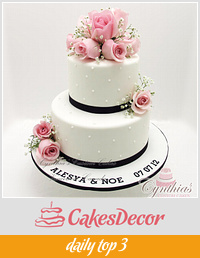 Alesya & Noe's wedding cake