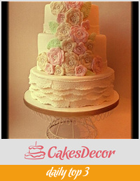 Flower and lace crochet wedding cake 