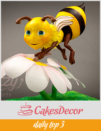 3D gravity diving cake honeybee