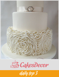 Champagne Ruffled Rose Wedding Cake