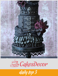 Gothic wedding cake with top hat