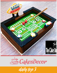 THE CRAPS TABLE CAKE 