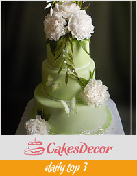 wedding cake with peonies