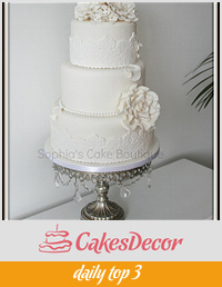 White on White wedding cake