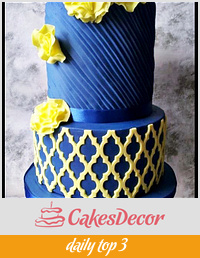 Blue and Yellow wedding cake 
