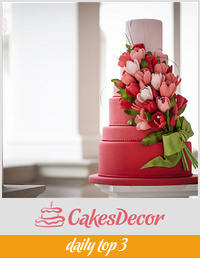 Sugar tulips wedding cake