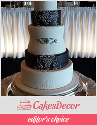 Black and white 5tier cake