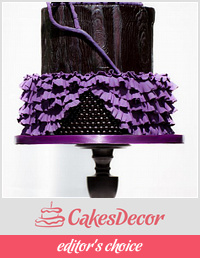 Black & Purple Gothic Wedding Cake