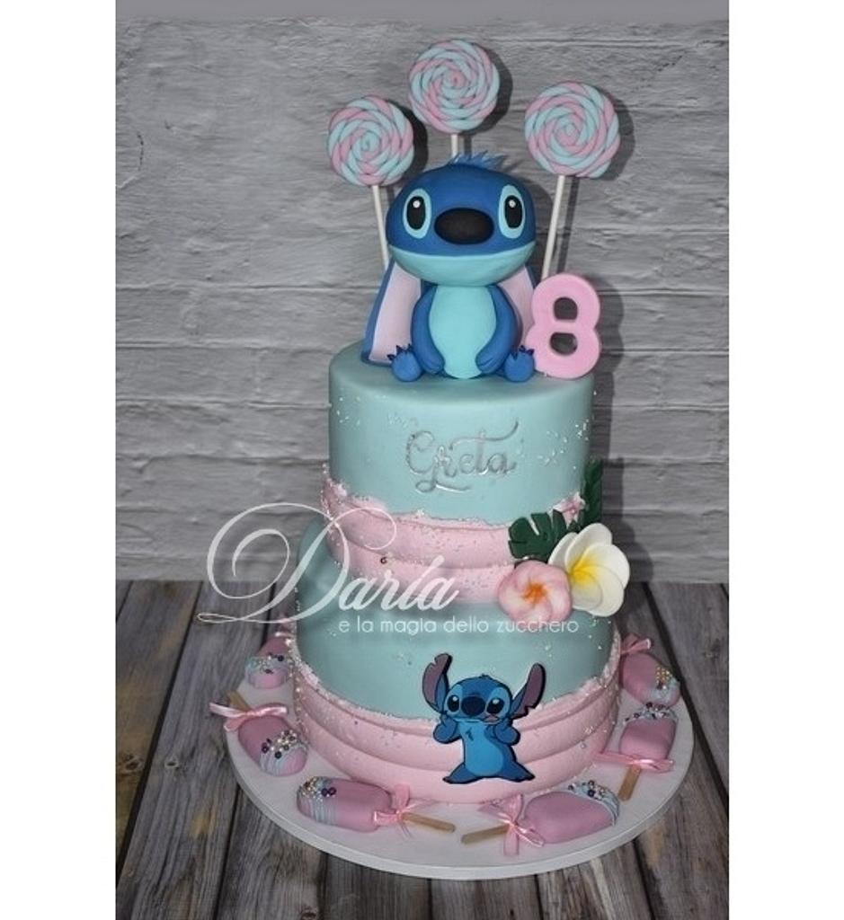 Stitch cake - Decorated Cake by Daria Albanese - CakesDecor