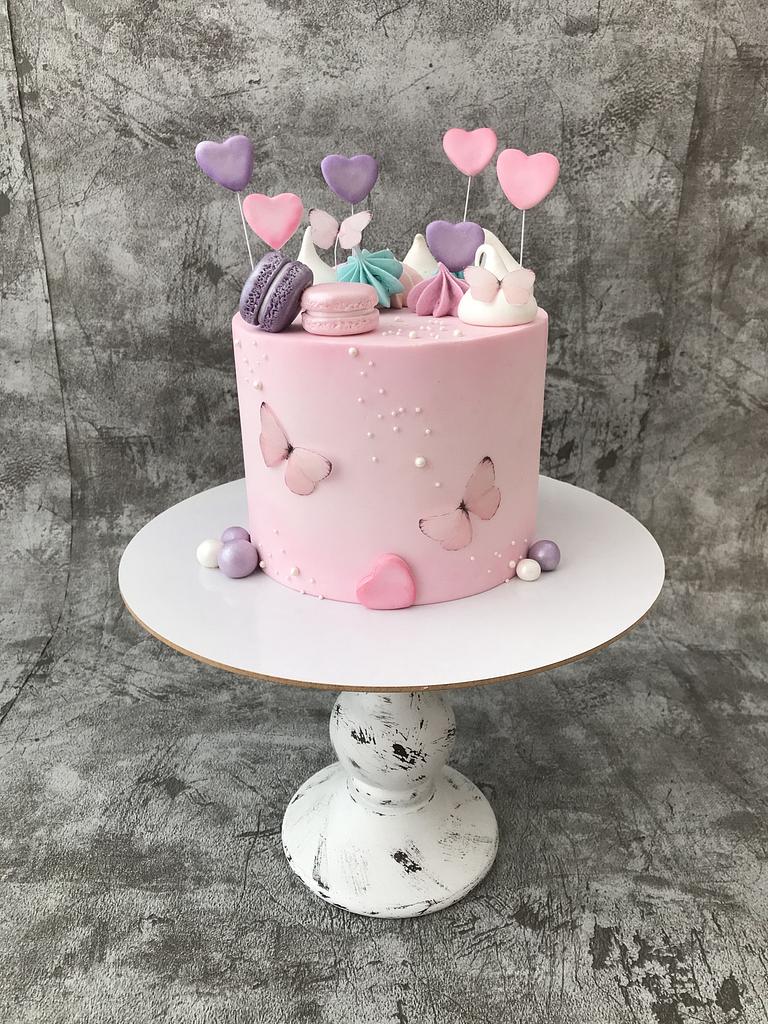Butterfly cake - Decorated Cake by Alinda Cake - CakesDecor