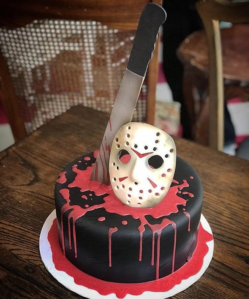 Jason Vorhees (Friday the 13th Hockey Mask) Cake : 7 Steps (with Pictures)  - Instructables
