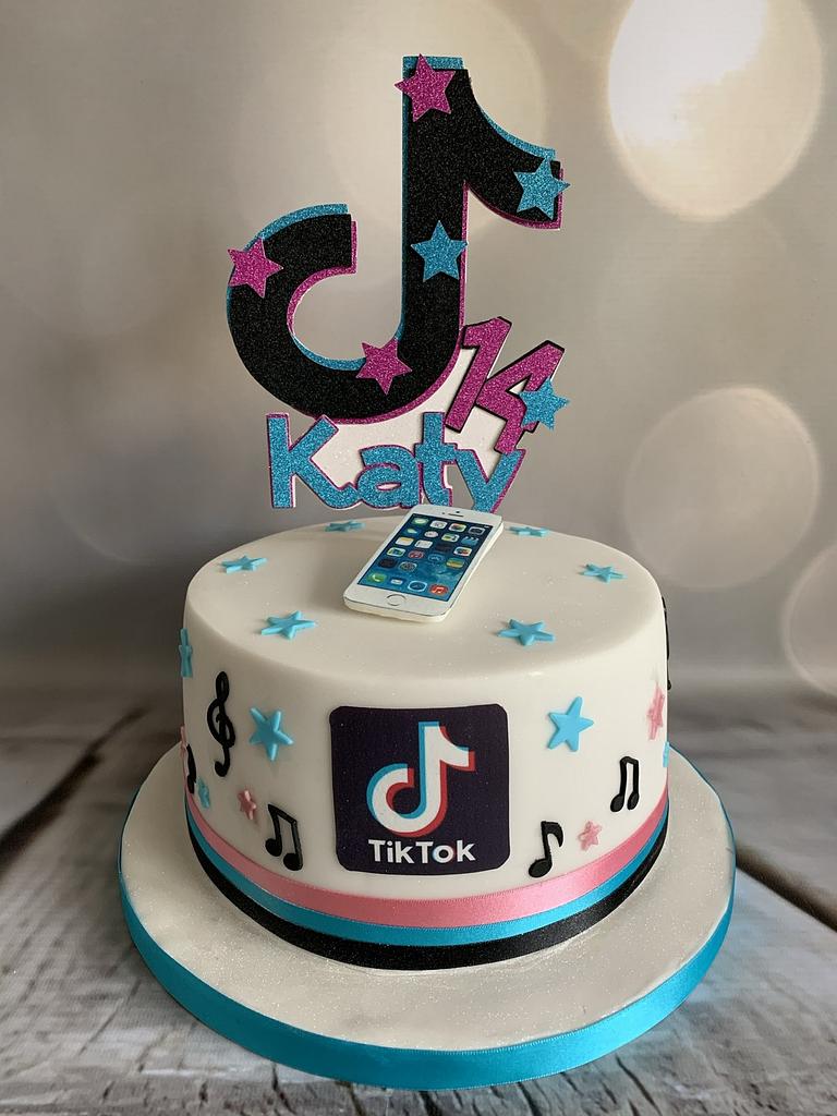 Katy's Tik Tok 14th birthday cake - Decorated Cake by - CakesDecor