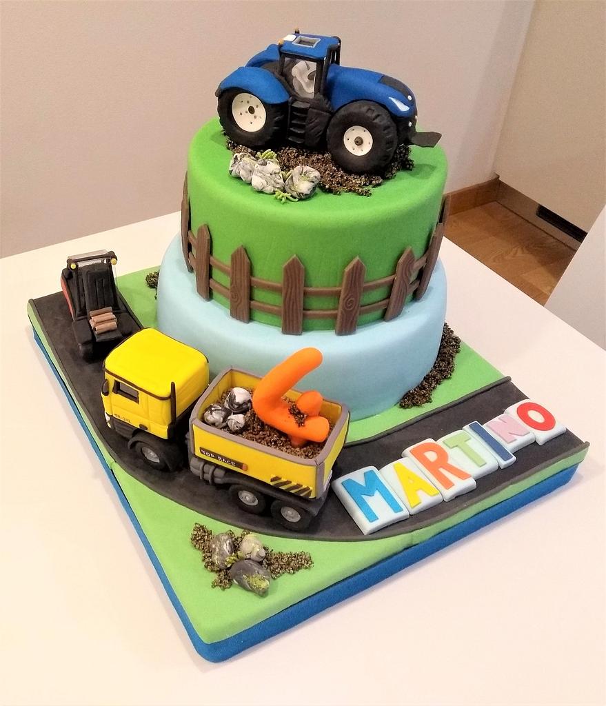 Tractor Birthday Cake - Flecks Cakes