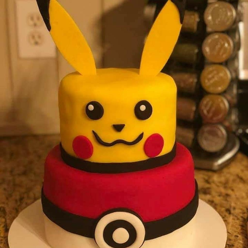 pikachu cake - Decorated Cake by WitchyCaker - CakesDecor