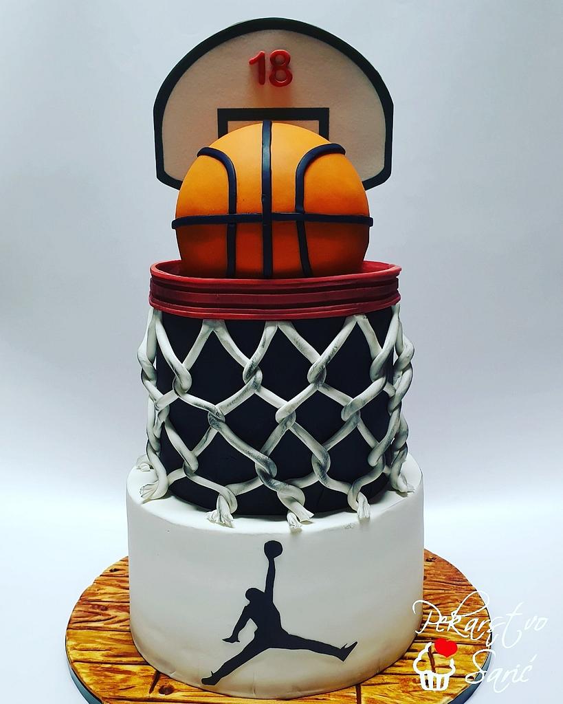 Basketball Flat toppers Birthday Cake – Pao's cakes
