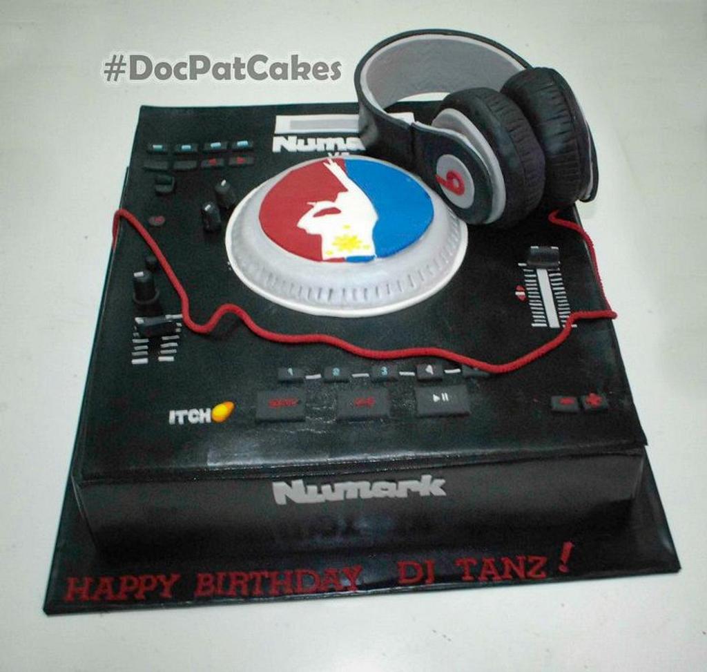 DJ Theme Cake - Decorated Cake by Doc Pat - CakesDecor