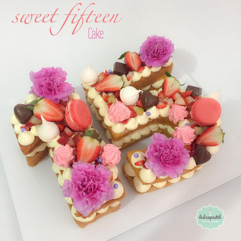 Torta Número Flores - Decorated Cake by - CakesDecor Torta Número Flores - Decorated Cake by - CakesDecor