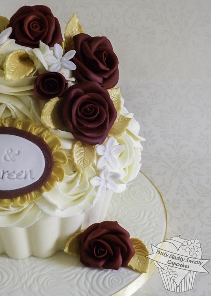 Golden Wedding Anniversary Giant Cupcake - Cake by Truly - CakesDecor