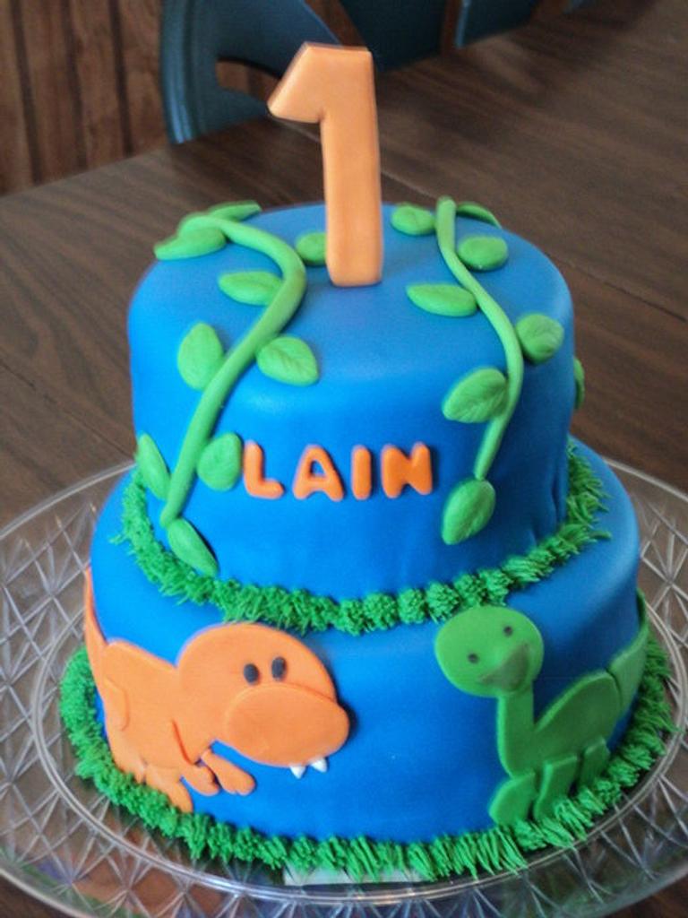 Dinosaur cake and Smash cake - Cake by Heather - CakesDecor