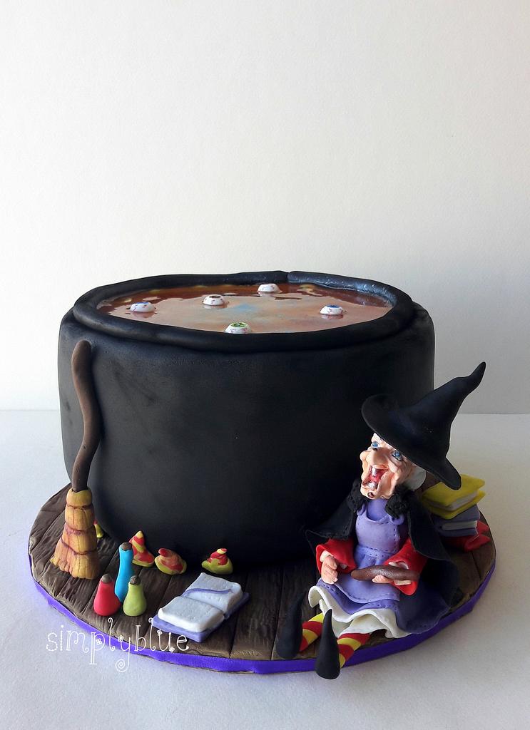 Witch cake - Cake by simplyblue - CakesDecor