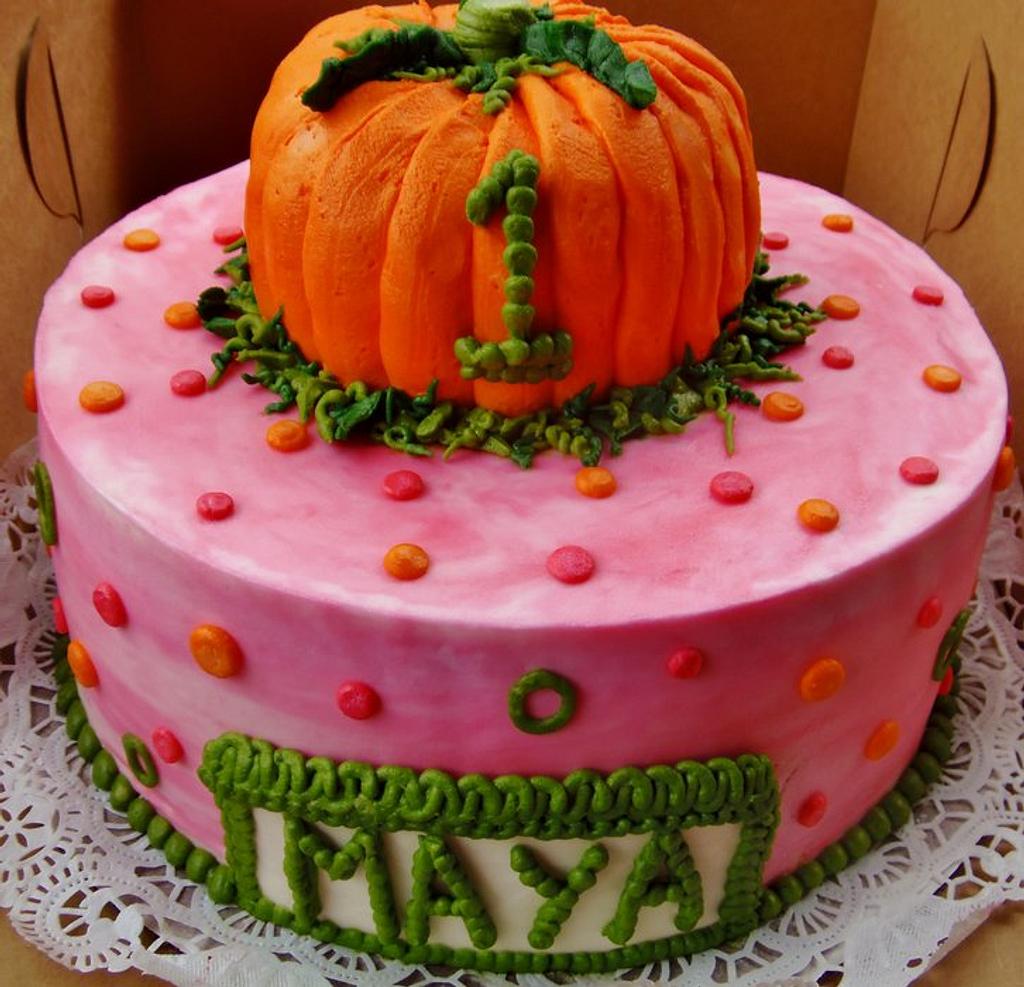 Smash Cake with Piped Pumpkins