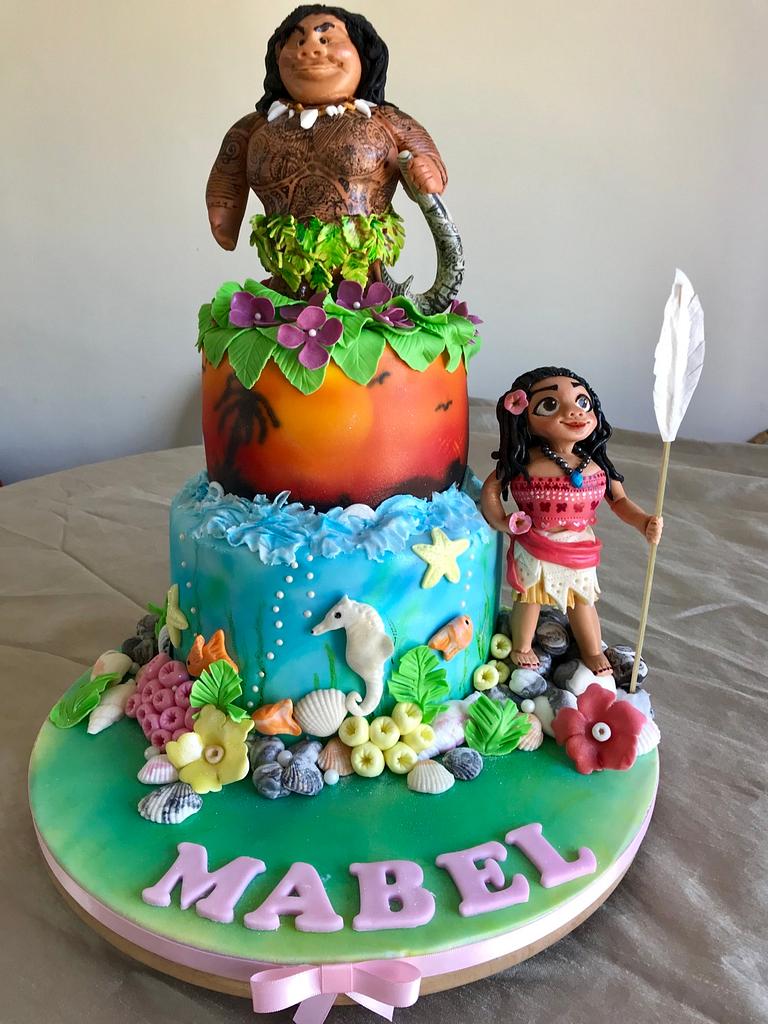 Maui & Moana cake - Decorated Cake by Helen35 - CakesDecor