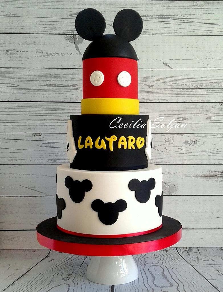 Torta Mickey Mouse - Decorated Cake by Cecilia Solján - CakesDecor