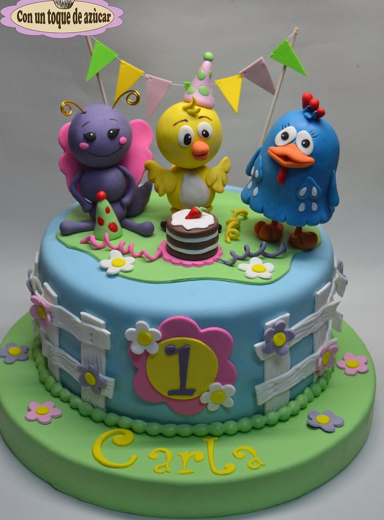 Tarta la gallina pintadita - Decorated Cake by Con un - CakesDecor