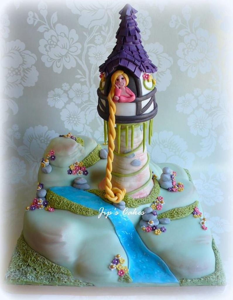Cards and Crafts : Rapunzel theme cake with Papercraft Tower