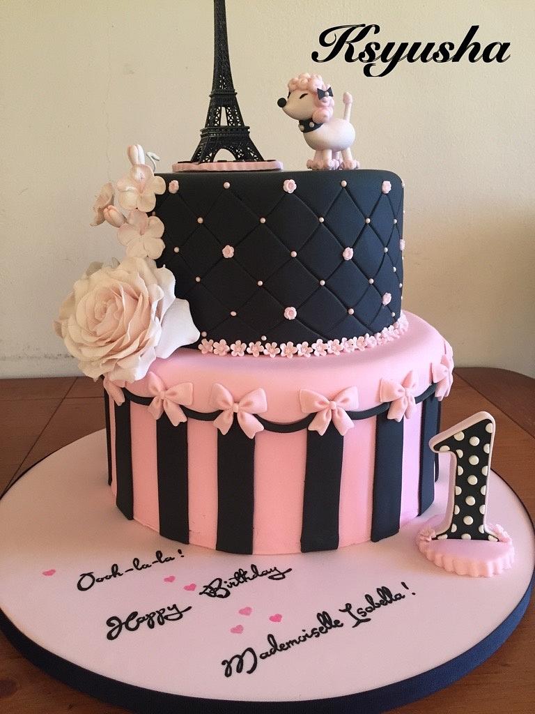 pariscake #eiffeltowercake #eiffeltower #cakedecorating #pinkcake #ed... |  TikTok