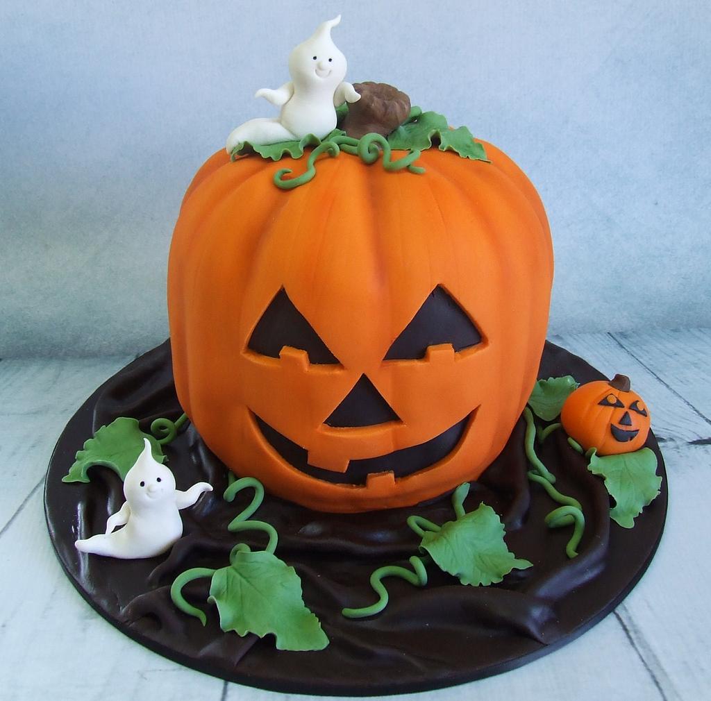 My 1st Pumpkin Cake! - Cake by Cake A Chance On Belinda - CakesDecor